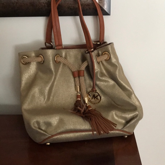 KORS Michael Kors Handbags - Michael Kors gold pocket book